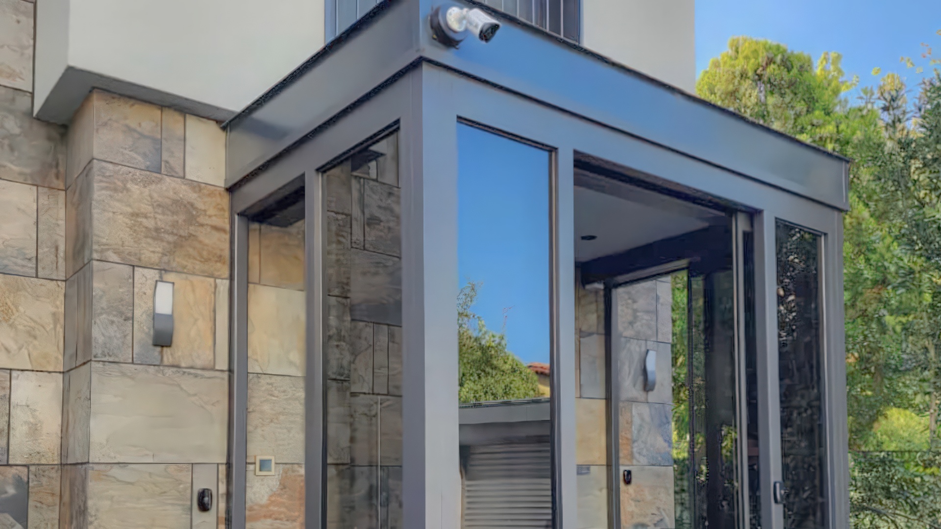 Aluminium External Doors_03